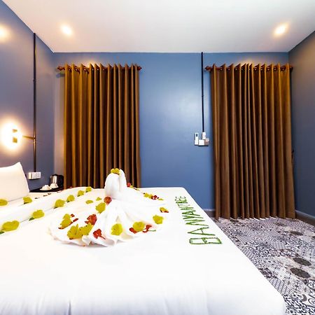 Banyan Tree Hostel Kampot Buitenkant foto