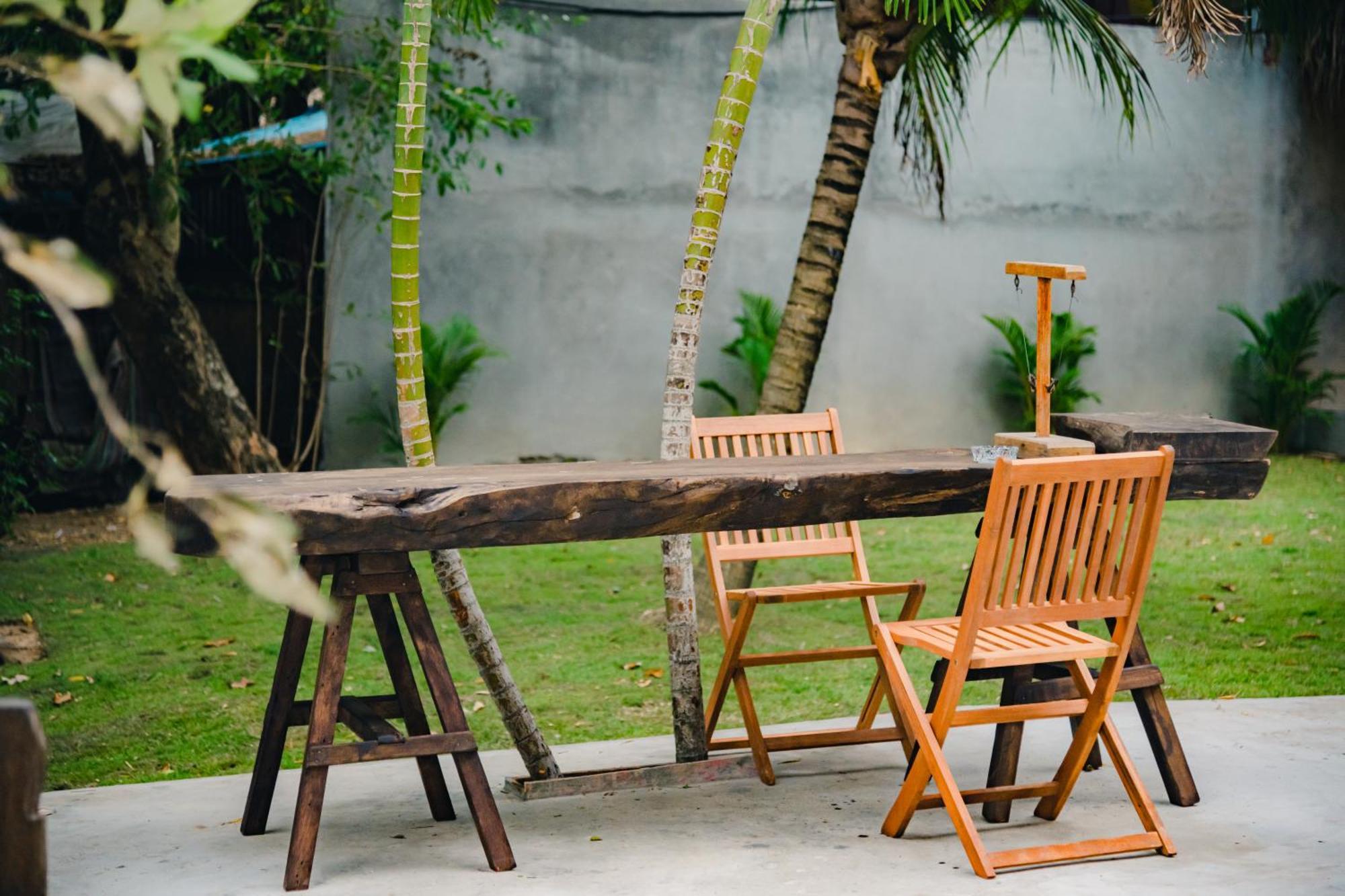 Banyan Tree Hostel Kampot Buitenkant foto
