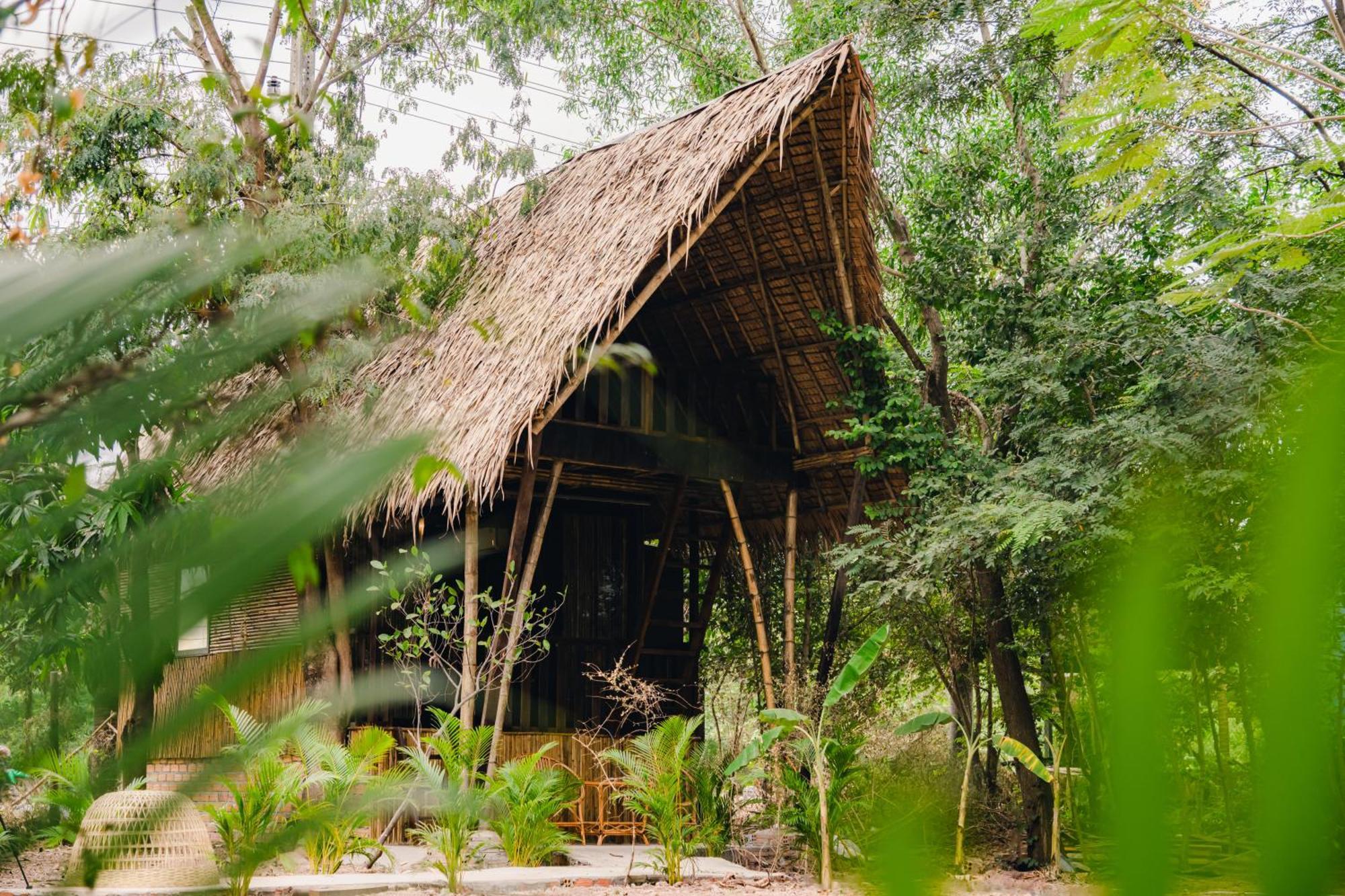 Banyan Tree Hostel Kampot Buitenkant foto