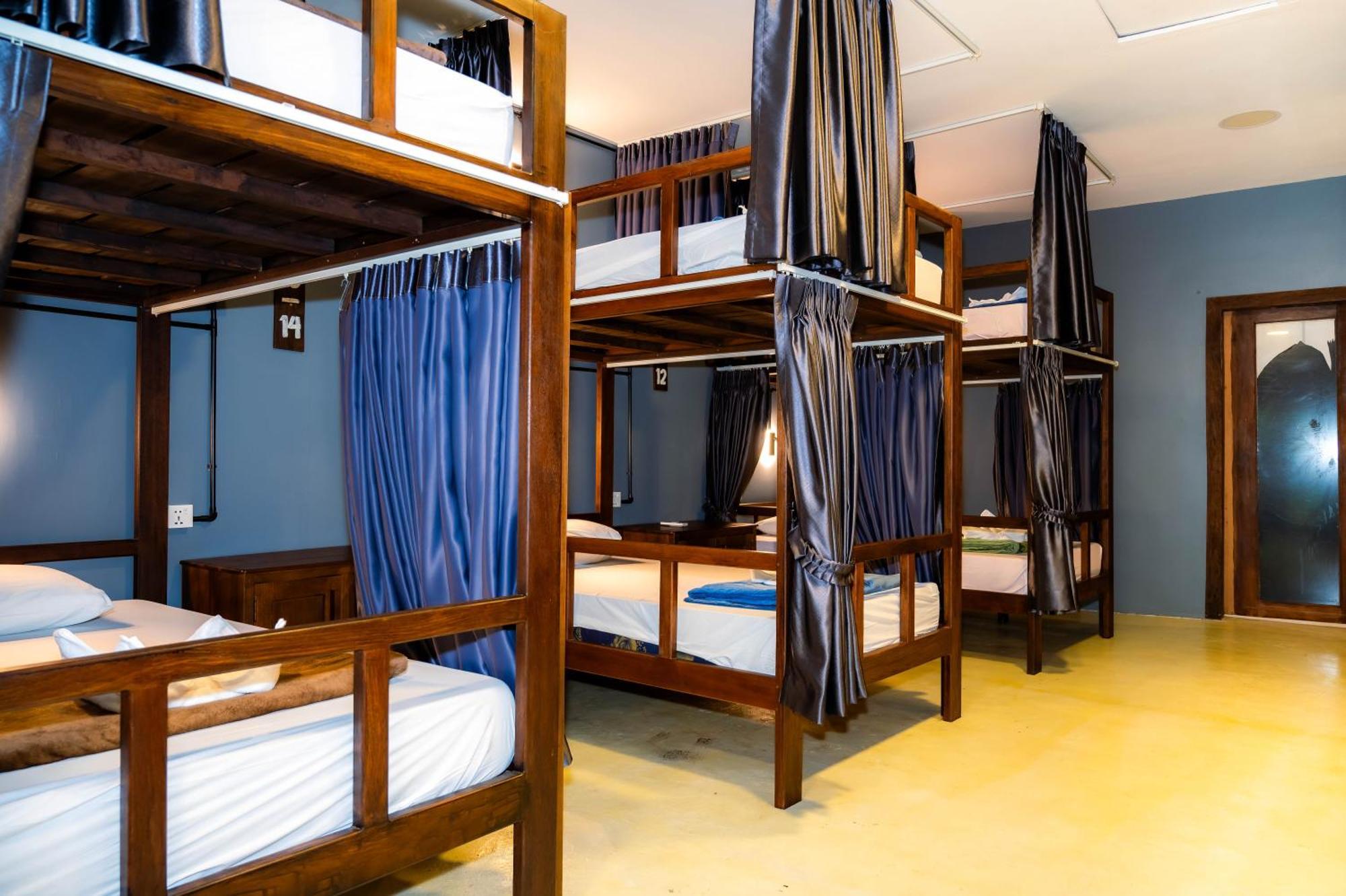 Banyan Tree Hostel Kampot Buitenkant foto