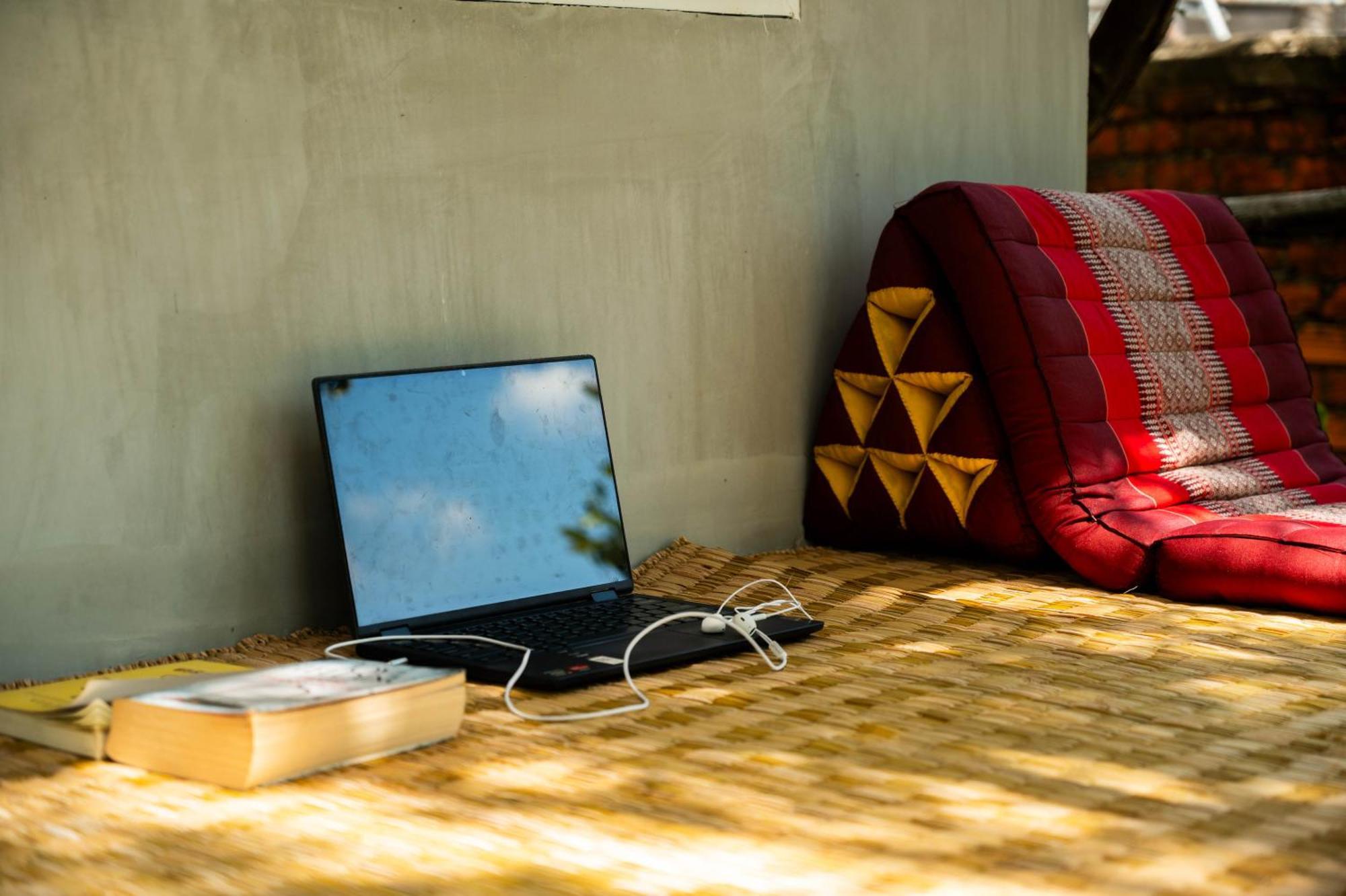 Banyan Tree Hostel Kampot Buitenkant foto
